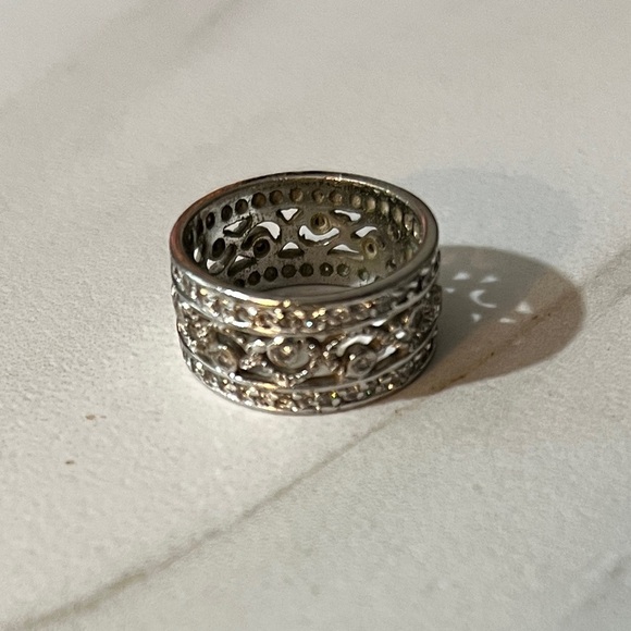 Elegant Silver Band Ring with Intricate Design, size 6.75 - Picture 9 of 9